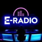 Logo da rádio E-Rádio Web ao vivo online