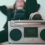 Logo da rádio Rádio Mundial ao vivo online