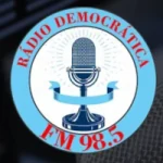 Logo da rádio Rádio Democrática FM ao vivo online