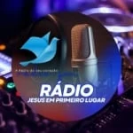 Logo da rádio Rádio Jesus Em Primeiro Lugar ao vivo online