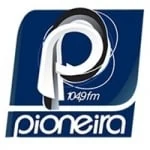 Logo da rádio Rádio Pioneira 104.9 FM ao vivo online